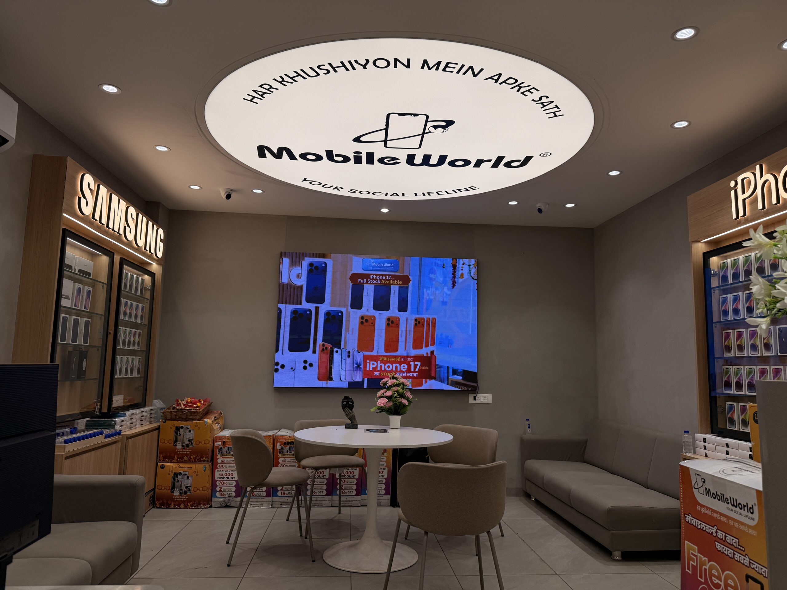 Printed Stretch Ceiling for Mobile Showroom